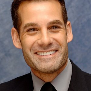 Adrian Pasdar.jpg