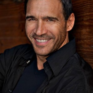 Adrian Paul.jpg