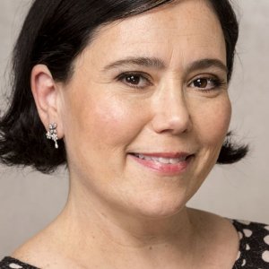 Alex Borstein.jpg