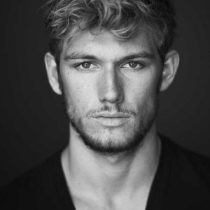 Alex Pettyfer.jpg