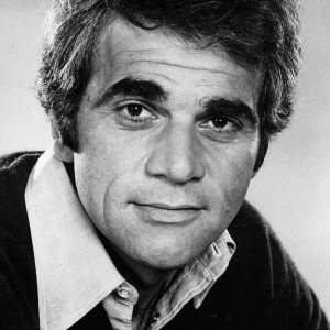 Alex Rocco.jpg