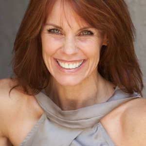 Alexandra Paul.jpg