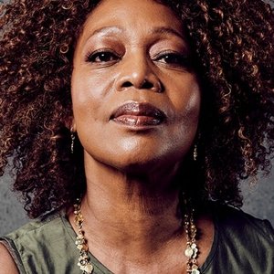 Alfre Woodard.jpg