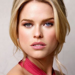 Alice Eve.jpg