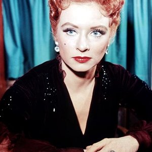 Amanda Blake.jpg