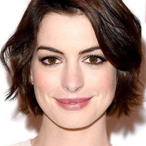 Anne Hathaway.jpg