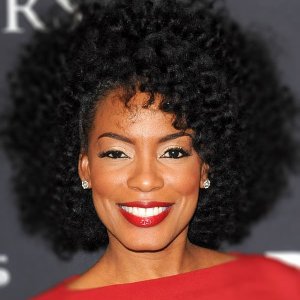 Aunjanue Ellis.jpg