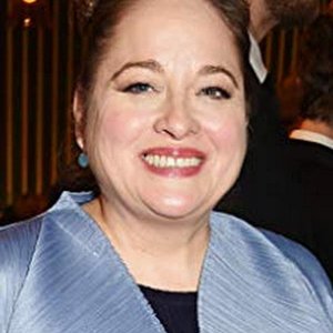 Beatie Edney.jpg