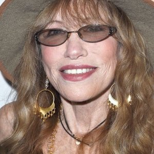 Carly Simon.jpg