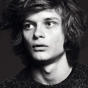 Charlie Tahan.jpg