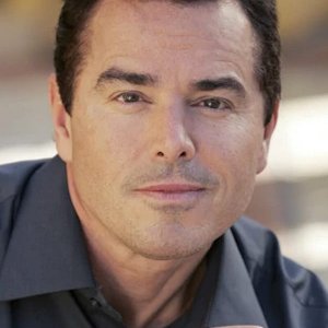 Christopher Knight.jpg