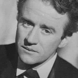 Cyril Cusack.jpg