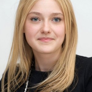 Dakota Fanning.jpg