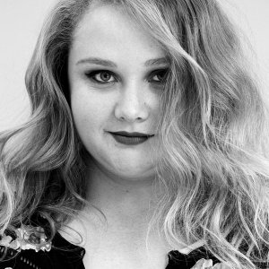 Danielle Macdonald.jpg