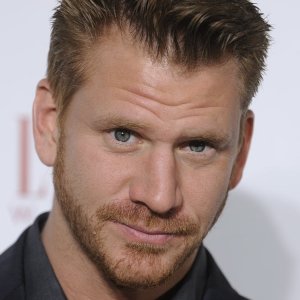 Dash Mihok.jpg