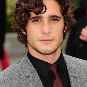 Diego Boneta.jpg