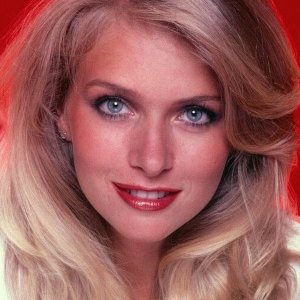 Donna Dixon.jpg