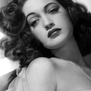 Dorothy Lamour.jpg