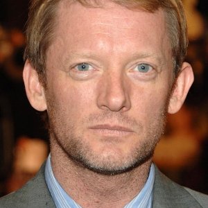 Douglas Henshall.jpg