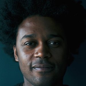 Echo Kellum.jpg