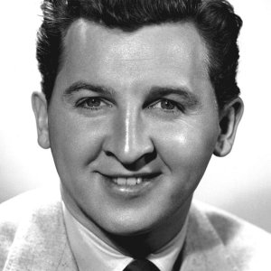 Eddie Bracken.jpg