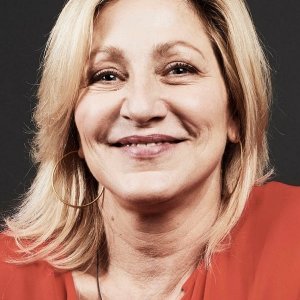 Edie Falco.jpg