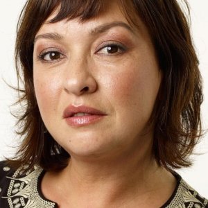 Elizabeth Peña.jpg