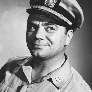 Ernest Borgnine.jpg