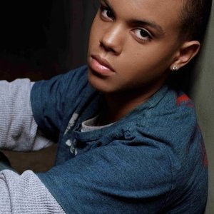 Evan Ross.jpg