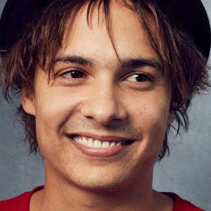 Frank Dillane.jpg