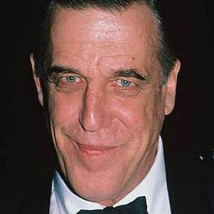 Fred Gwynne.jpg