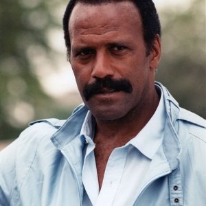 Fred Williamson.jpg