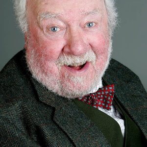 Freddie Jones.jpg