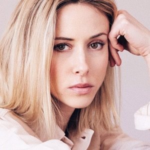 Gillian Zinser.jpg