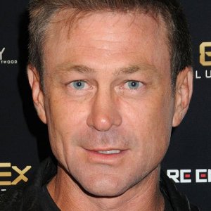 Grant Bowler.jpg