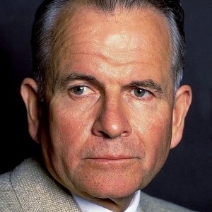 Ian Holm.jpg