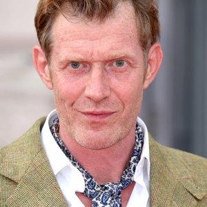 Jason Flemyng.jpg