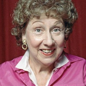 Jean Stapleton.jpg