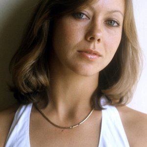 Jenny Agutter.jpg