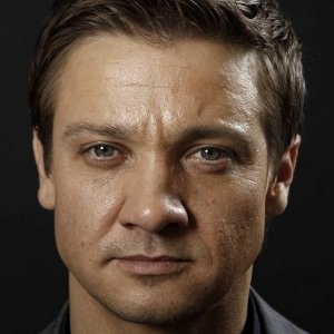 Jeremy Renner.jpg