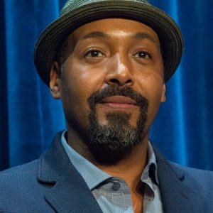 Jesse L. Martin.jpg