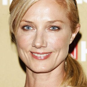 Joely Richardson.jpg