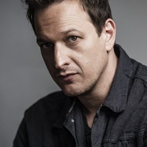 Josh Charles.jpg