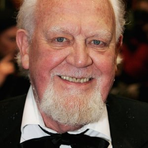 Joss Ackland.jpg