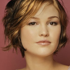 Julia Stiles.jpg