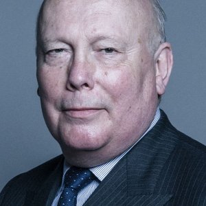 Julian Fellowes.jpg