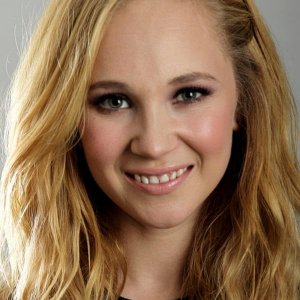 Juno Temple.jpg