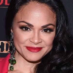 Karen Olivo.jpg