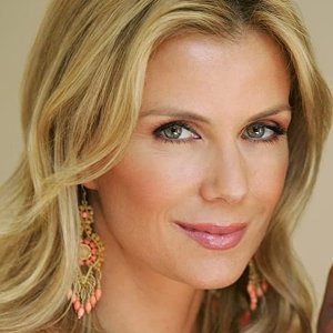 Katherine Kelly Lang.jpg