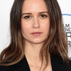 Katherine Waterston.jpg